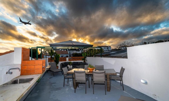 Ponta Delgada Apartment | Francisco Terrace