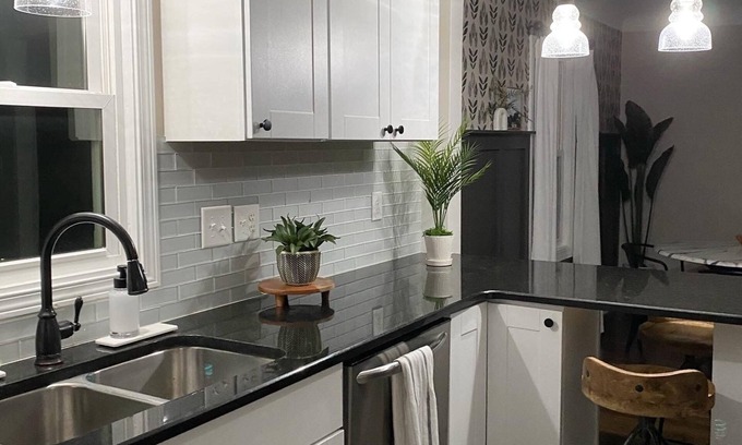 Frankenmuth House | Frankenmuth - cozy 3 bedroom right on Main Street