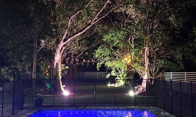 Homestead House | Free Cleaning, Luxury Pool/Elegant Poolside Escape