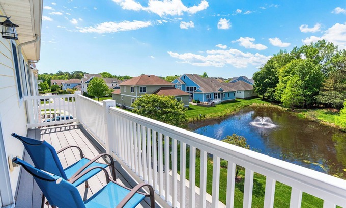Sun Ridge House | Free Linens & Cleaning - Just a Splash Away