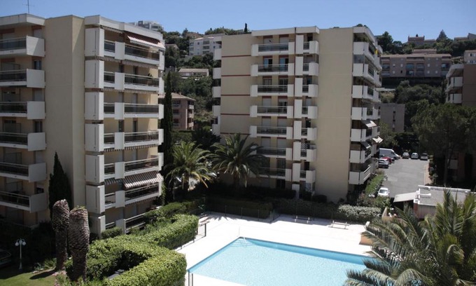 Saint-Raphael Apartment | French Riviera Saint Raphaël Retreat