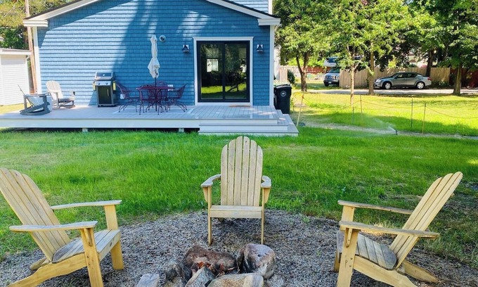 Kennebunk House | Fresh 2024 full renovation inviting up to 8 guests.