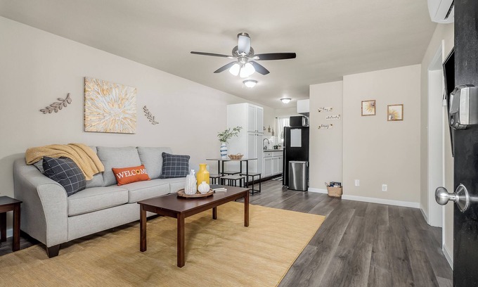 Raisin Apartment | Fresno Apartment, Laundry Access, Next to Gazebo Gardens!