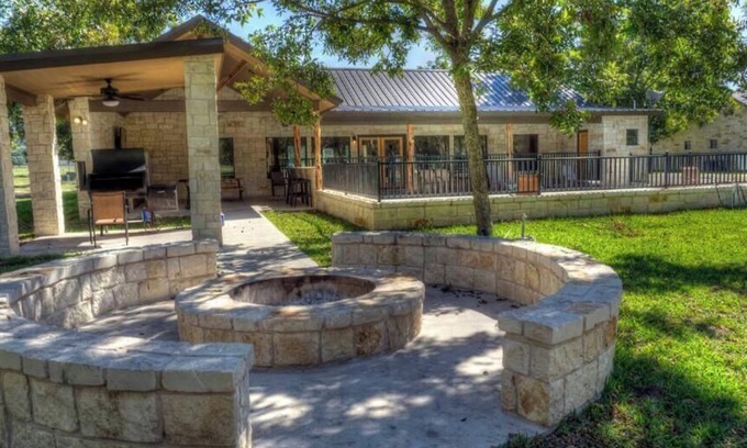 Leakey Other | Frio Pecan Farm House 25