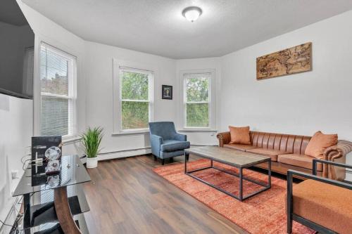Hartford Apartment | Frog Hollow Red Door Loft