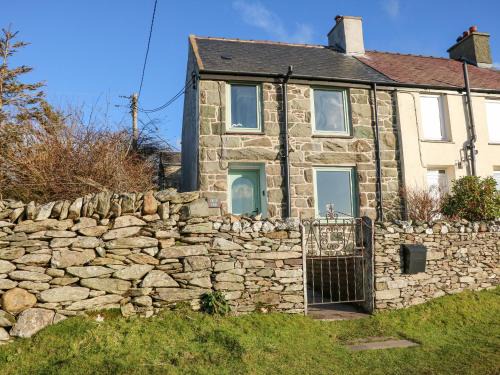 Caernarfon House | Fron Fair