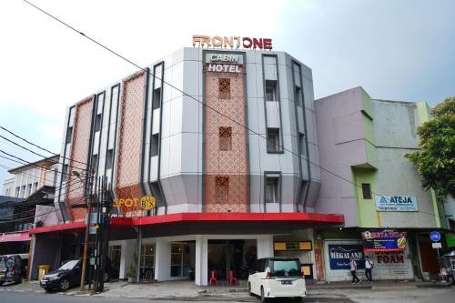 Solo City Centre Hotel | Front One Budget Hotel Slamet Riyadi Solo