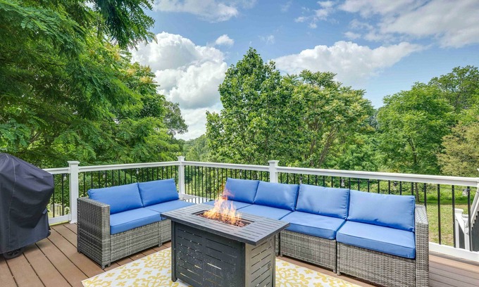 Front Royal Apartment | Front Royal Retreat on 3 Acres w/Mtn Views!