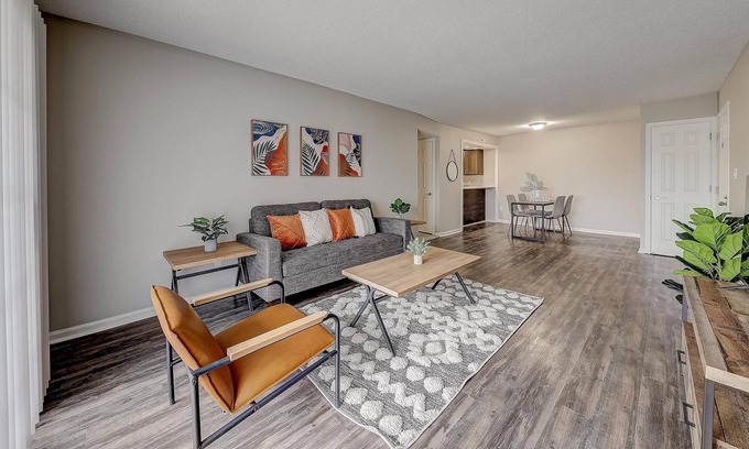 Georgetown Apartment | Frontdesk | 2 BR in Georgetown