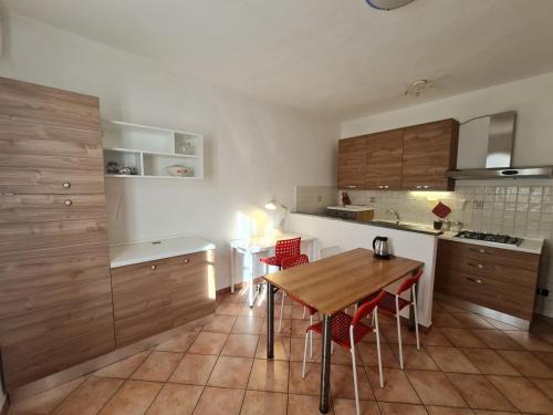Chiesina Uzzanese Apartment | Fuga in toscana