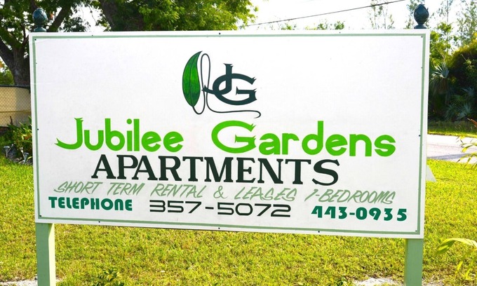 Bahamas Terrace Apartment | Full Apartment Near Beach