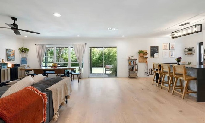 South Scottsdale House | Full House! South Scottsdale Near Old Town!