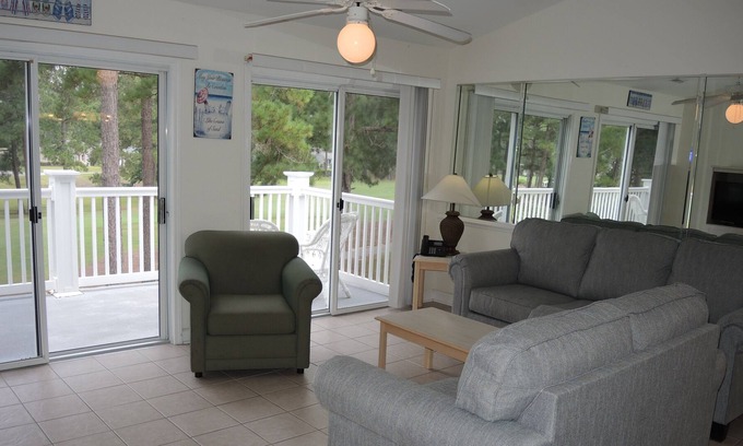 Calabash Villa | Full Kitchen, 2 Bedrooms, 2 Bathrooms, Golf Resort, Golf Course View in Calabash, NC(3008)
