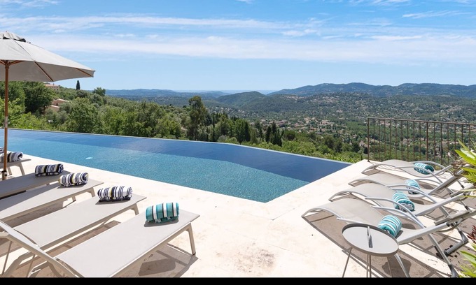 Speracedes Villa | Fully booked all summer. Provence is often at its best in the autumn. Book now!