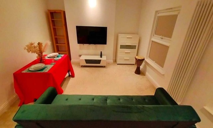 Leyton Apartment | Fully-equipped flat in the city of London