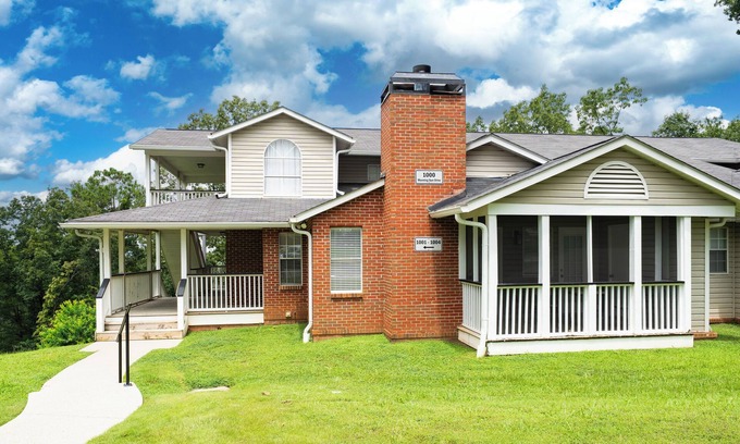Meadowbrook Condo | Fully Furnished 2BR/2BA Condo off Hwy 280/Free Onsite Parking