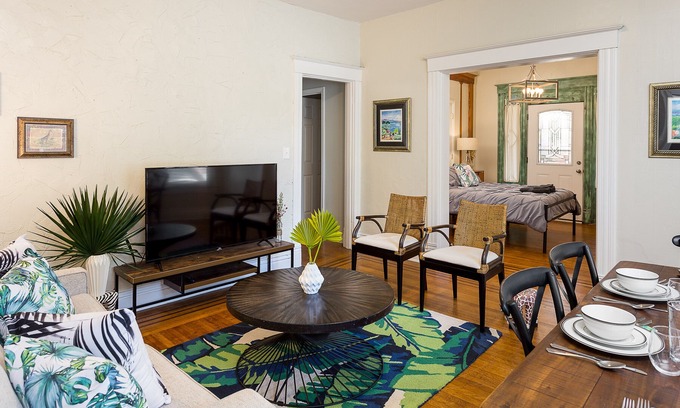 Tyler Park Apartment | Fully renovated 4BR Bardstown /Highlands!