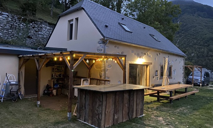 Sarrancolin House | Fully renovated barn with breathtaking views over the valley.