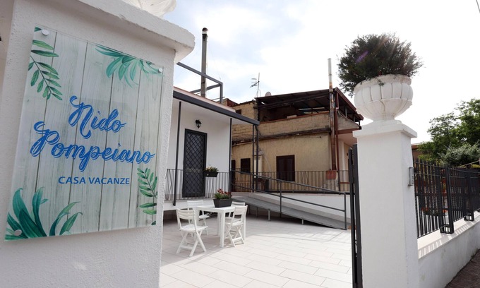 Pompei House | Fully renovated holiday home with all comforts