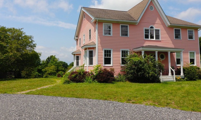Town of Clermont House | Fully Renovated Home with 12 acres and heated saltwater pool