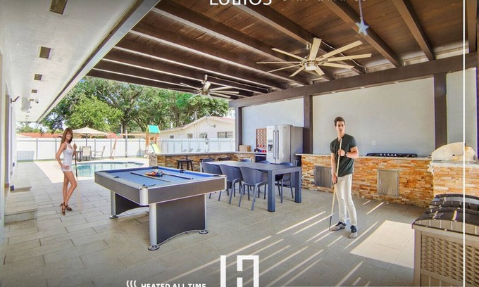 Miami Gardens House | FunHouse 6BR Pool, Arcade, Court & Playground