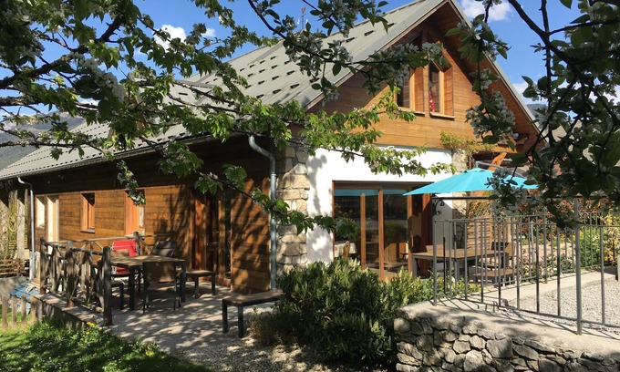 Doussard House | Furnished family house, Annecy Lake, for 7 to 12 people.