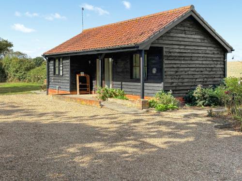 Woodbridge House | Fuschia Chalet