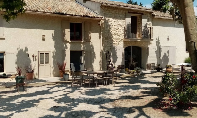 Senas House | Gîte 2 Attenant au Mas. Possibilité D'un Deuxième Gîte Identique Gite 1