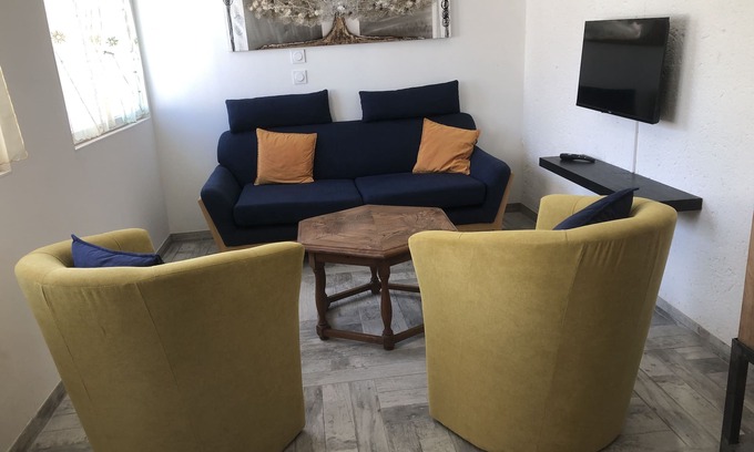 Alvignac House | Gîte 4 Personnes Avec Piscine Près de Rocamadour