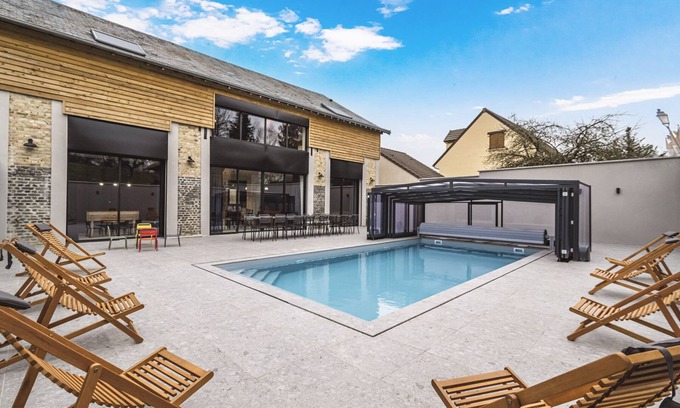 Bertoncourt House | 🏡 Gîte 5⭐ with heated pool - 15 people - Luxe & Nature en Ardennes