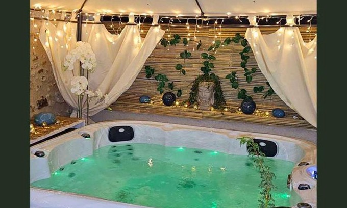 Saudoy House | Gîte au cœur des vignes avec piscine et spa