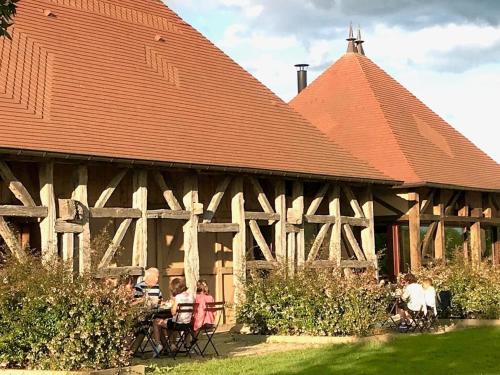 Montbeugny House | Gîte calme et chaleureux à Montbeugny, animaux acceptés - FR-1-489-600