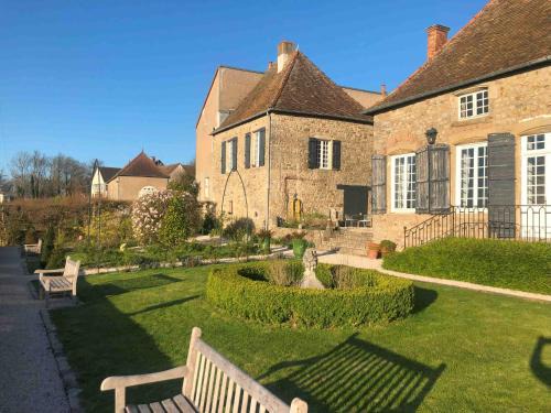 Mont-Saint-Vincent Apartment | Gîte Clos Mesnil