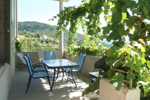 Vals-les-Bains Apartment | Gîte Colin-Maillard