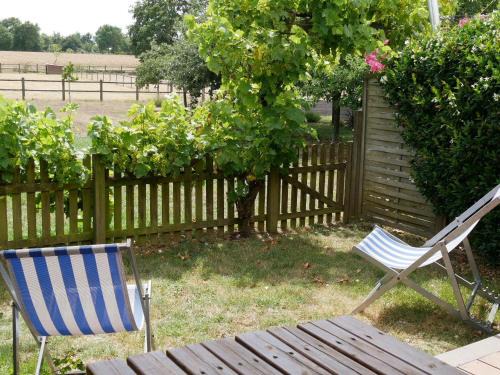 Chateau-Thebaud House | Gîte confortable au cœur des vignes avec terrasse, vélos, WiFi et équipements bébé à 17 km de Nantes - FR-1-306-808