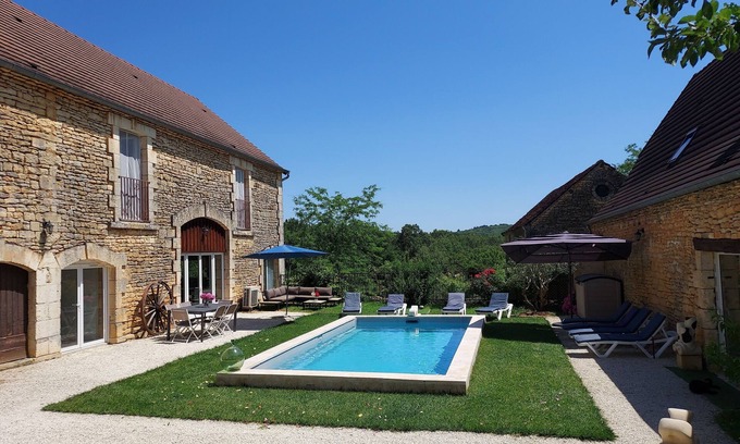 Archignac House | Gîte DE Charme Piscine Privee Chauffee Mons & Merveilles EN Dordogne A Archignac
