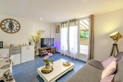 Ors House | Gîte de la Sambre - Gîte pour 4p