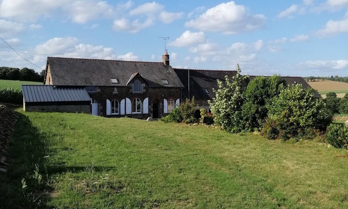 Fleurigne Other | Gîte du Haut Montbrault