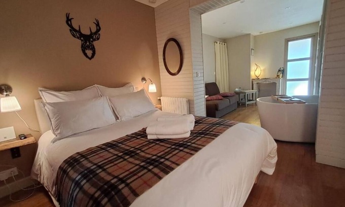 Souesmes House | Gîte * En SOLOGNE entre Lamotte Beuvron et Aubigny-sur-Nère WEEKEND & WEEKEND