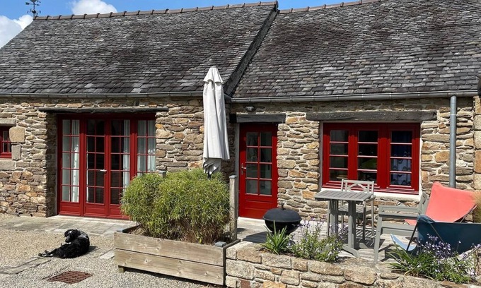 Plougonven House | Gîte for 2 people in Baie de Morlaix, Finistère, Brittany.