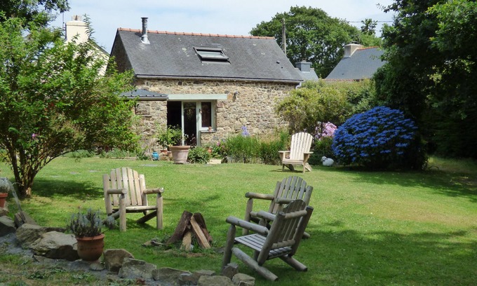 Pont-de-Buis-les-Quimerch House | Gîte du Cranou - Typical stone house with character - classified 3 stars
