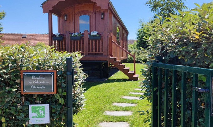 Nanteuil-la-Foret House | Gîte insolite en Champagne- Roulotte des Cahouriaux - 2/4 people