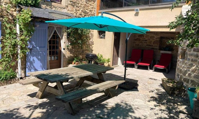 Meyrueis House | Gîte L'hirondelle