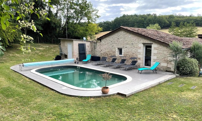 Saint-Martin-Petit House | Gîte La Tuilerie Moderne Avec Piscine
