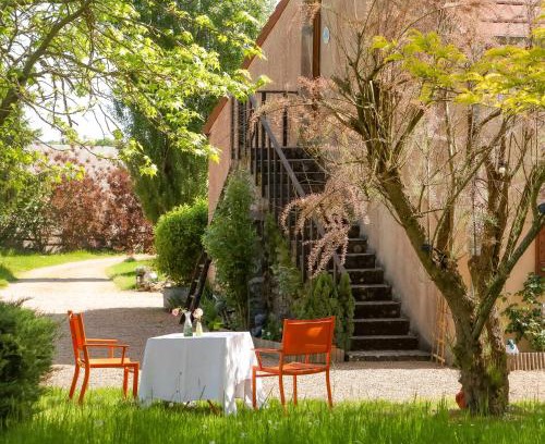 Palinges Apartment | Gîte Le Nid aux Papillons