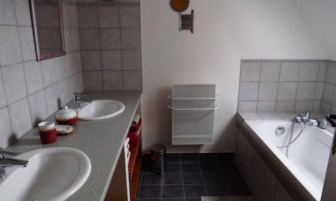 Baguer-Pican House | Gîte le Ramier