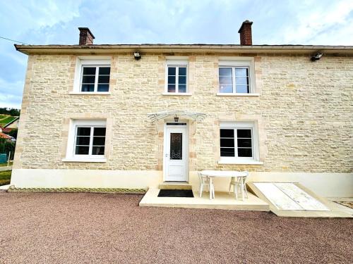 Polisy House | Gîte Les Treilles