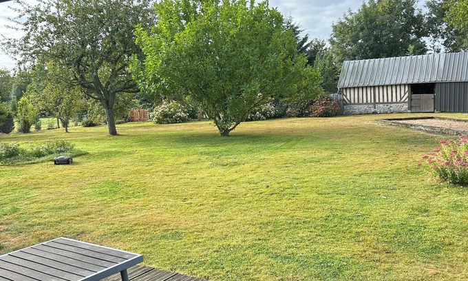 Gonneville-sur-Honfleur Condo | Gîte near Honfleur