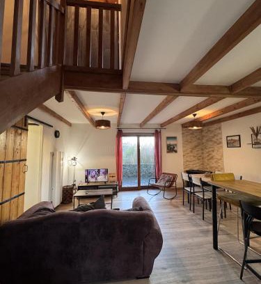 Spezet House | Gîte Paisible à la Campagne pour 5 Personnes