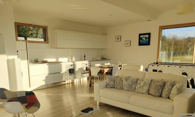 Cuhon House | Gîte Siette des Moulins